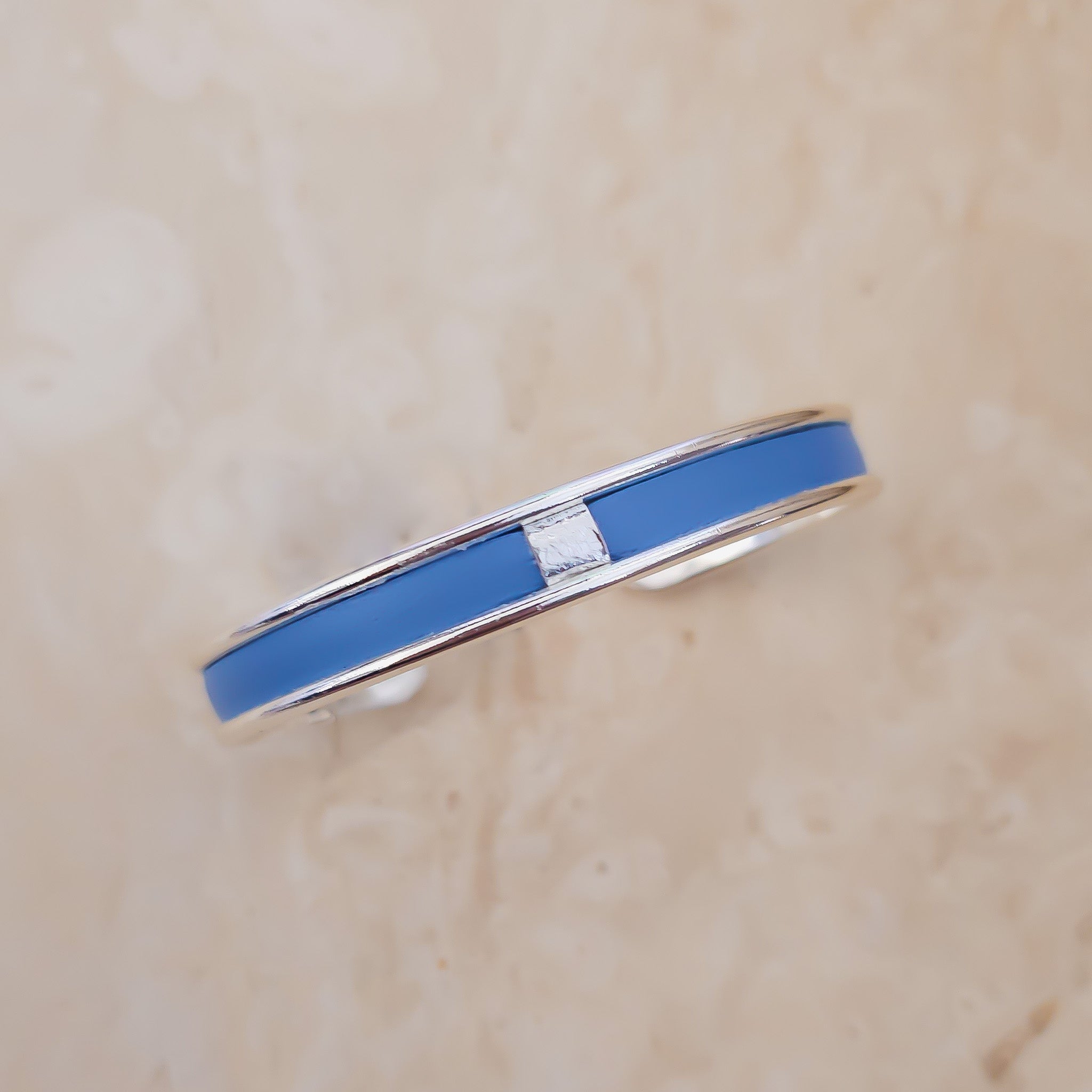 Bleu ciel silver cuff