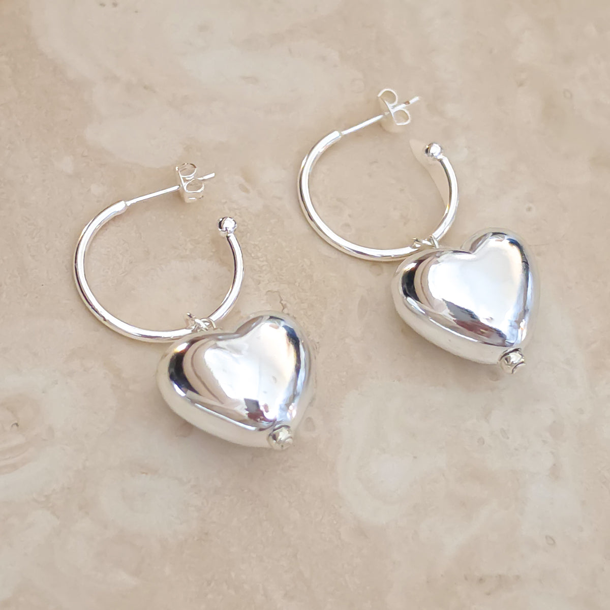 Puff heart hoops silver