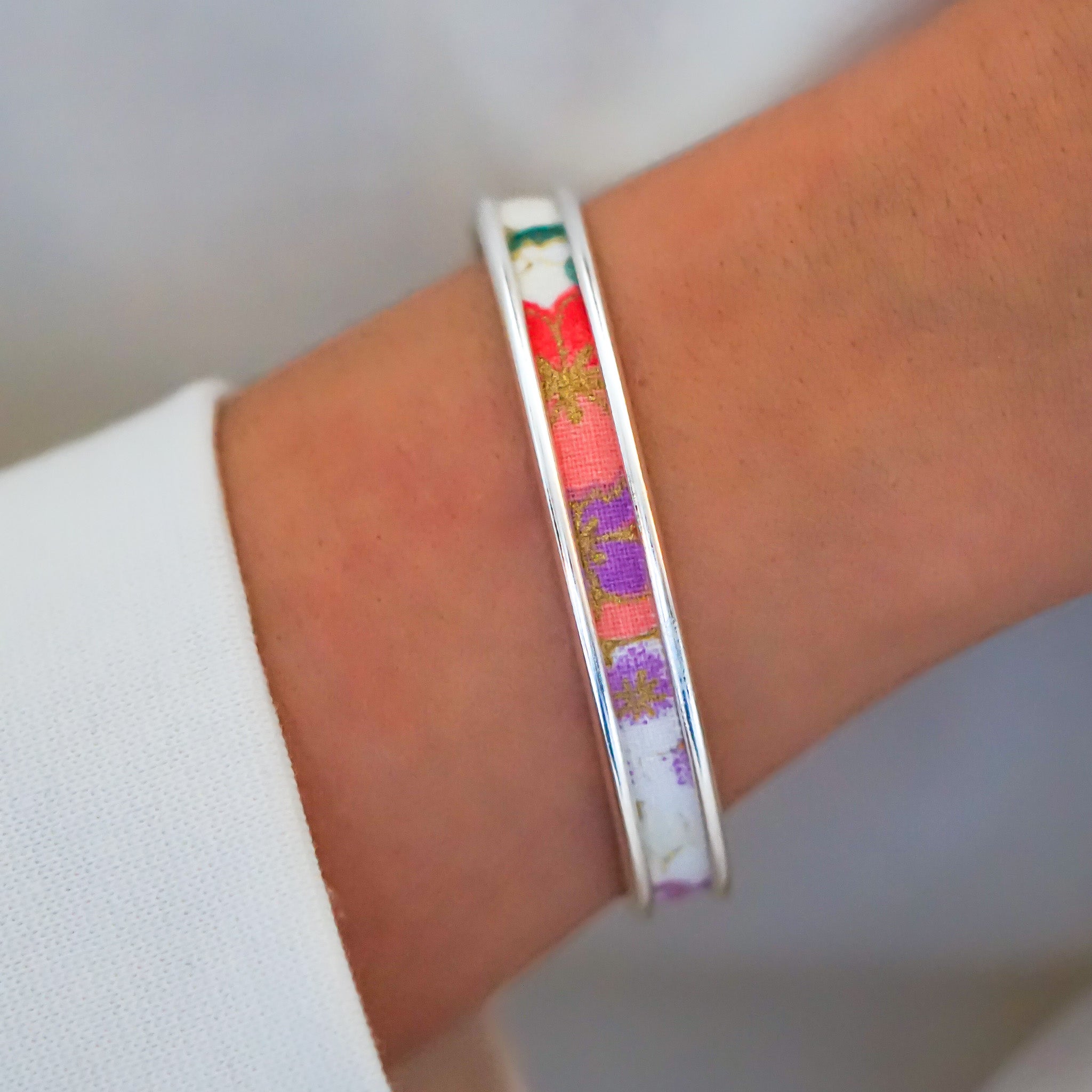 Adele silver (small)