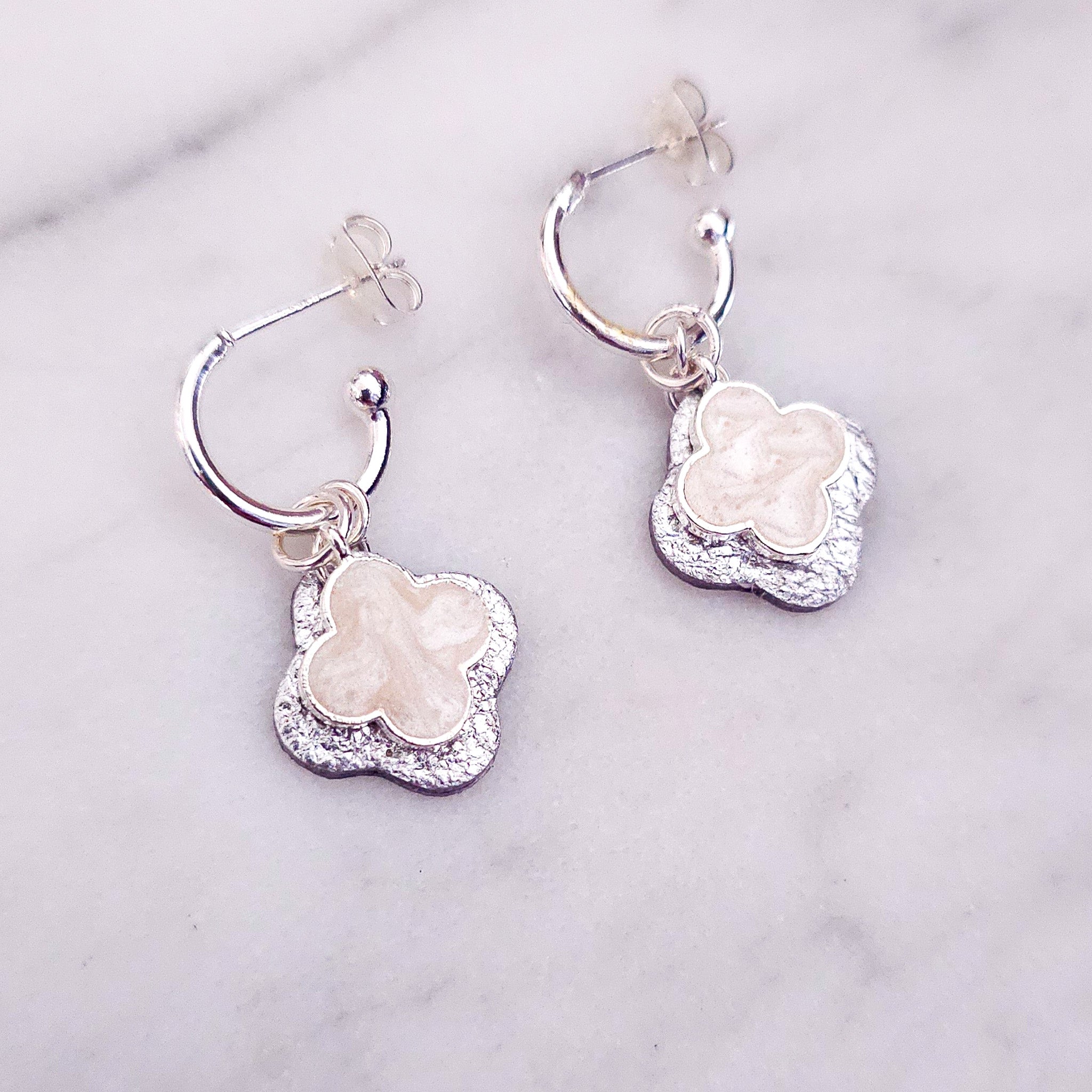 Clover silver ivory