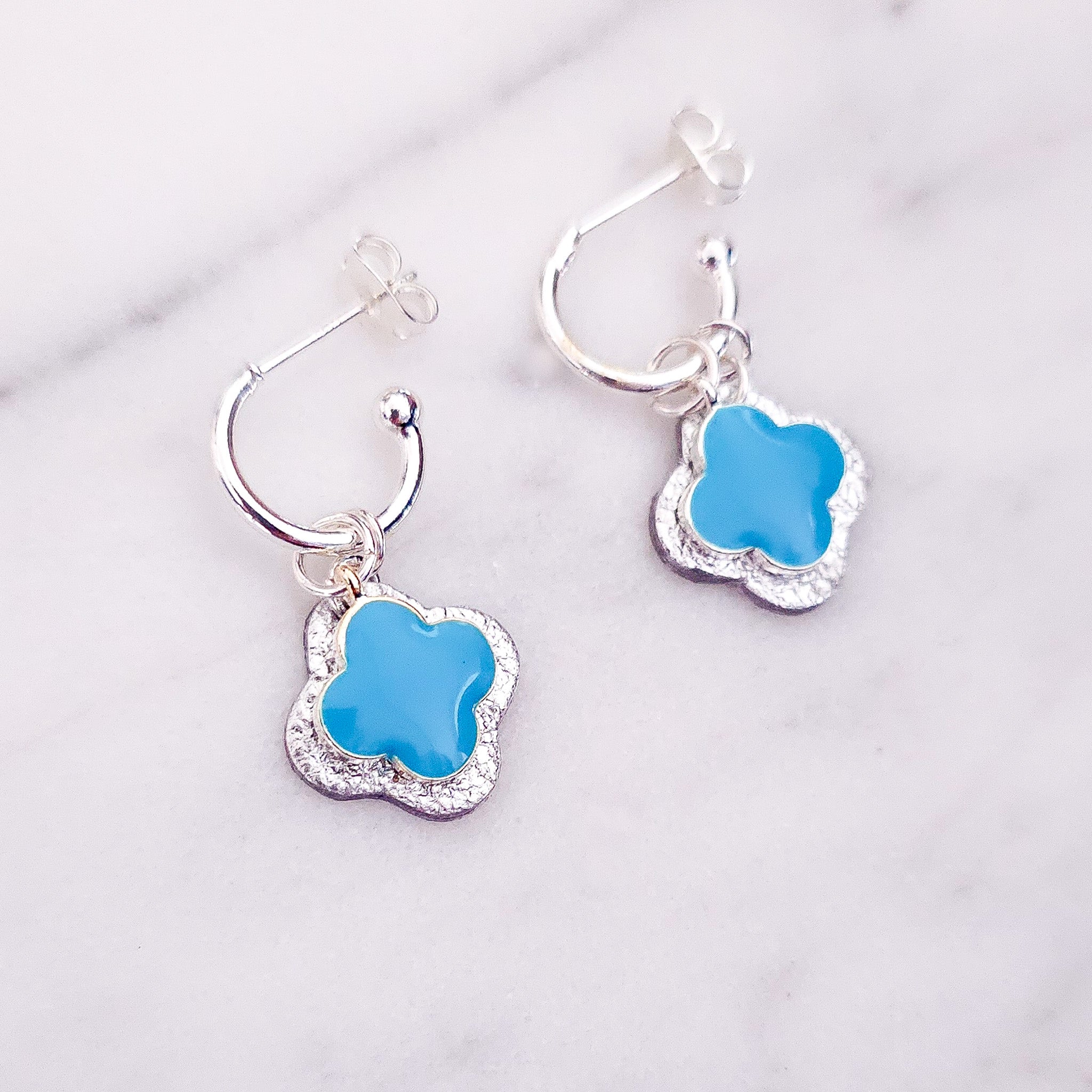 Clover silver blue