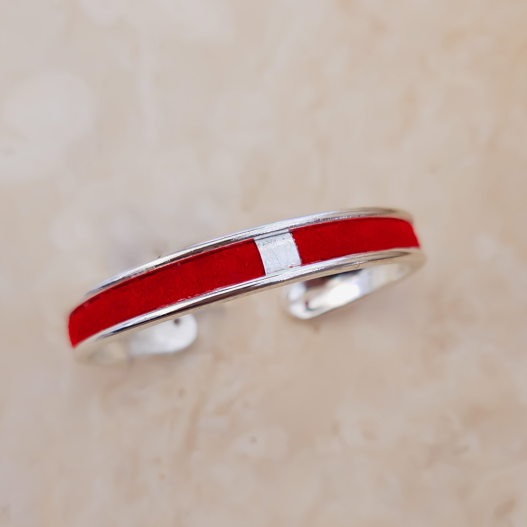 Rouge silver cuff