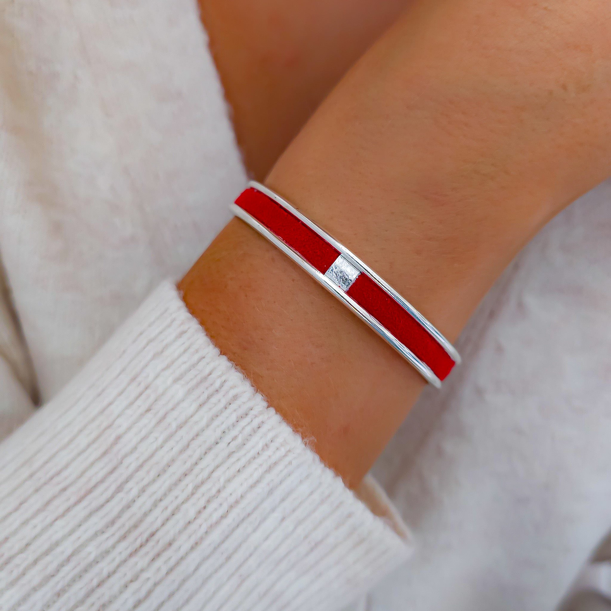 Rouge silver cuff