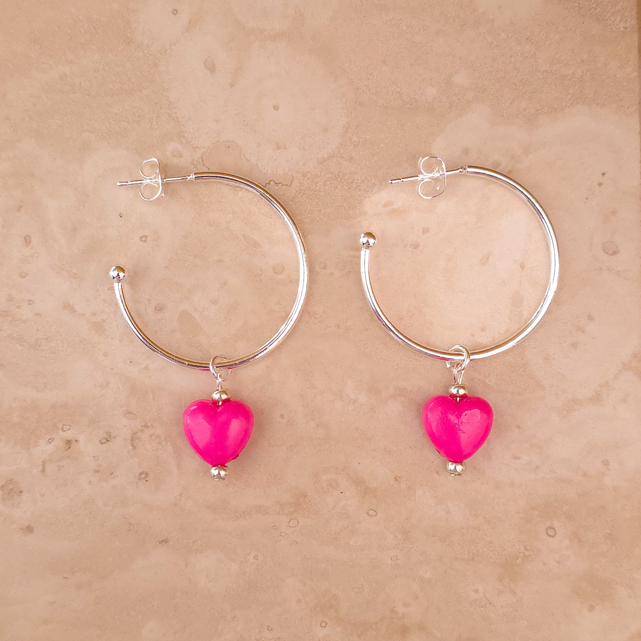 Mila Hot Pink earrings silver