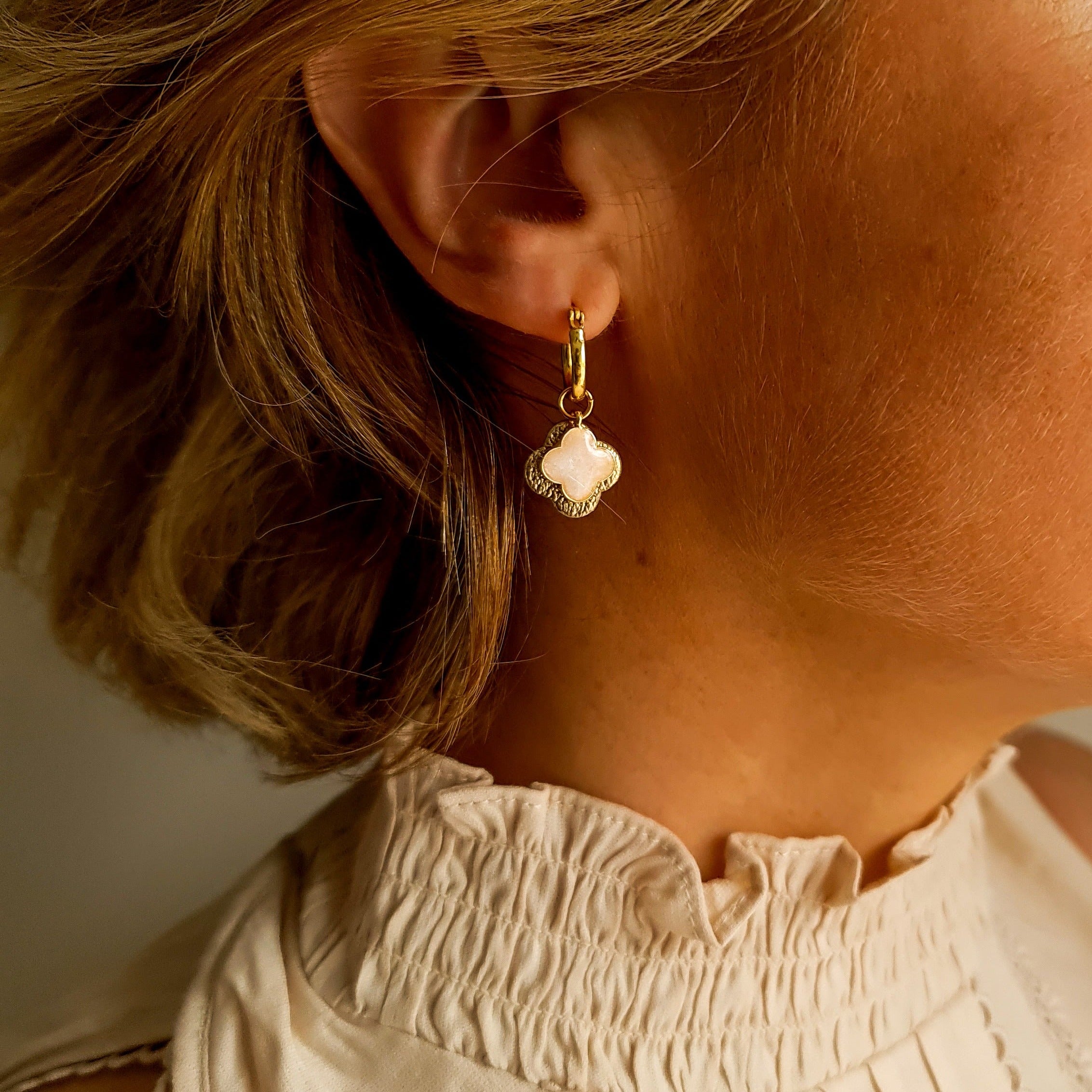 Clover Ivory